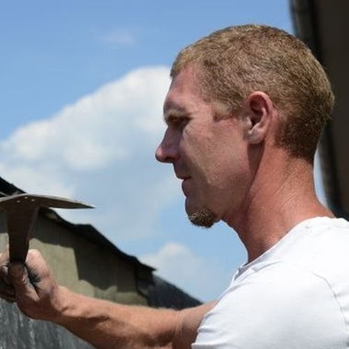 Zijkant-bekleden-met-shingles Dakdekker Bergum met nokvorsten